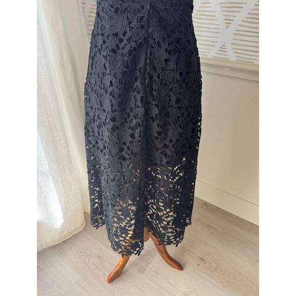 ASTR the label Women's Small Black Sleeveless Lace Fit & Flare Midi Dress - Picture 4 of 5